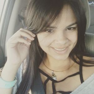 Meet your Posher, Gabriela